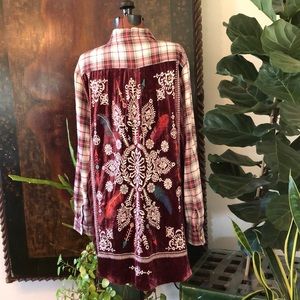 Gorgeous Johnny Was Embroidered Long Sleeve Shirt